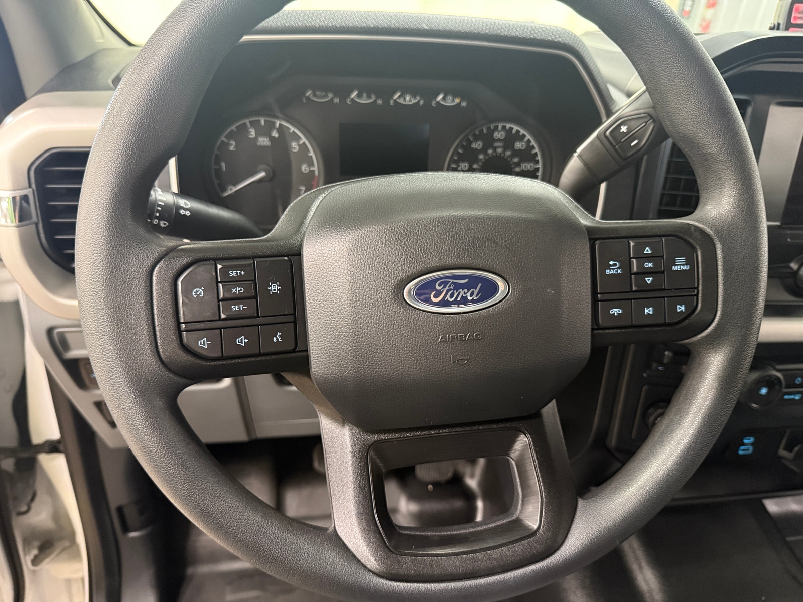 Thumbnail: 2022 Ford Econoline - 5