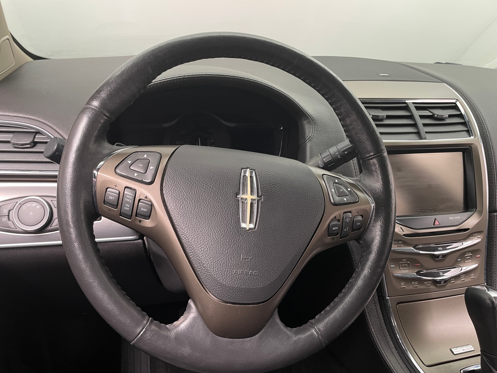 Thumbnail: 2013 Lincoln MKX - 4