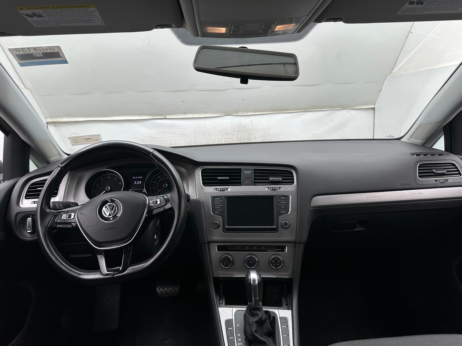 Thumbnail: 2017 Volkswagen Golf - 3