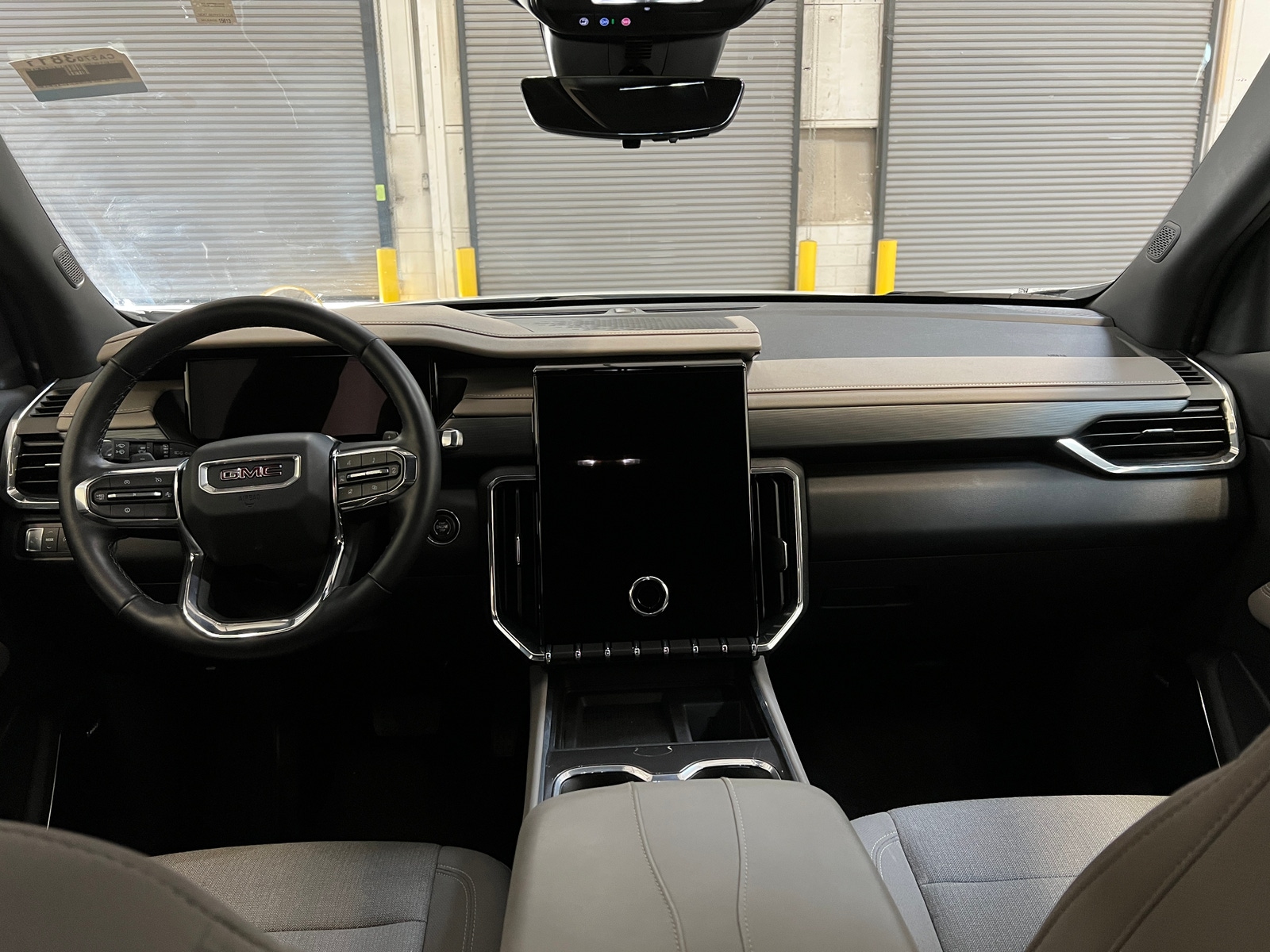 Thumbnail: 2026 GMC Acadia - 3