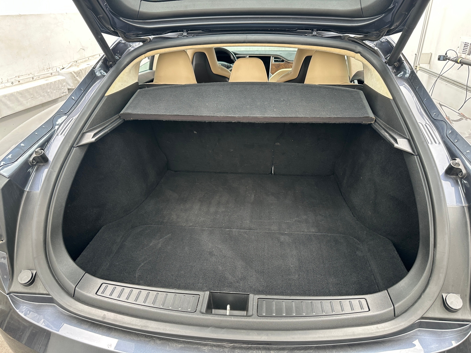 Thumbnail: 2016 Tesla Model S - 6