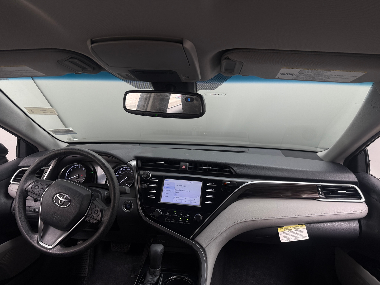 Thumbnail: 2018 Toyota Camry - 3
