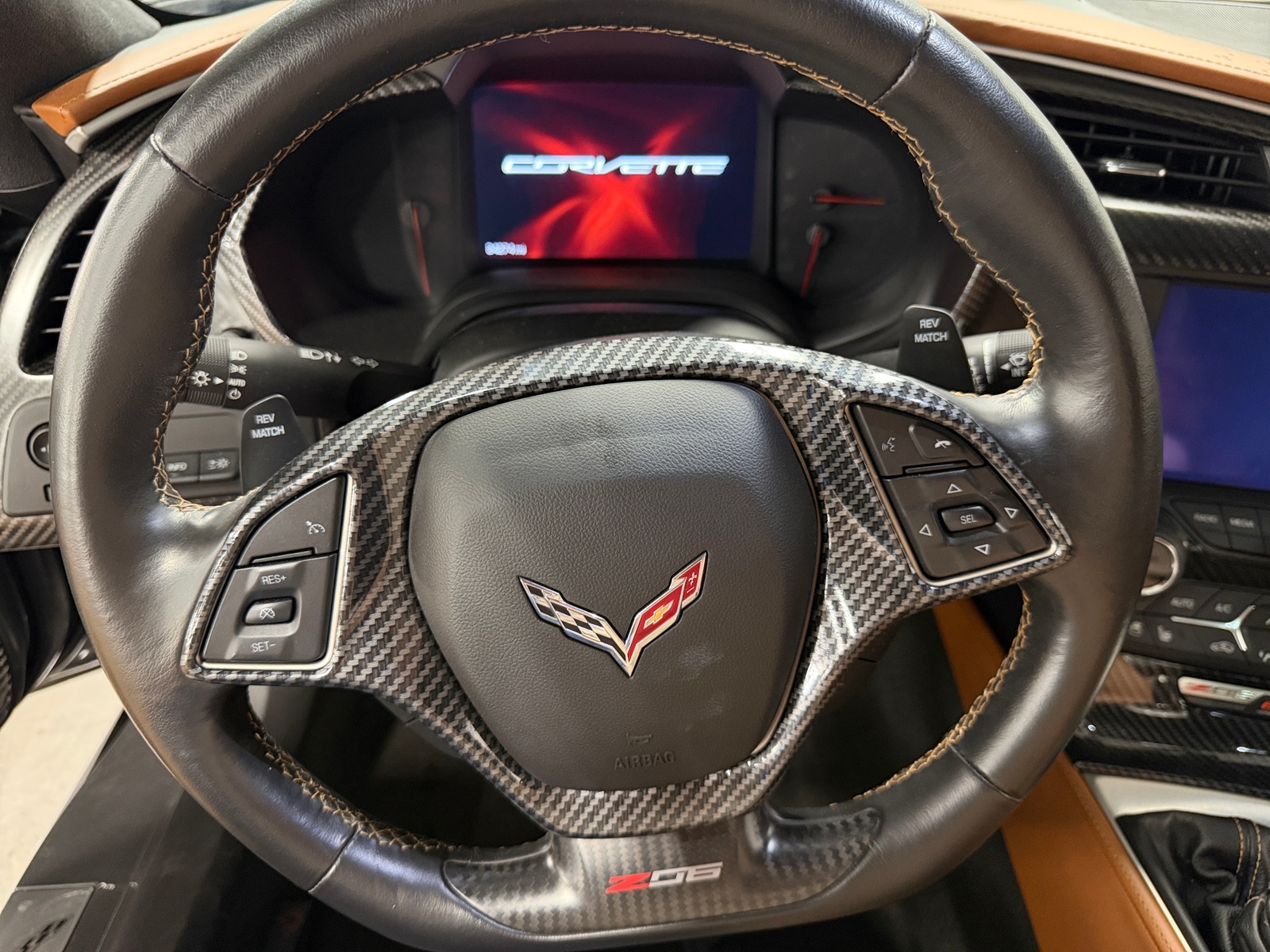 Thumbnail: 2015 Chevrolet Corvette - 3
