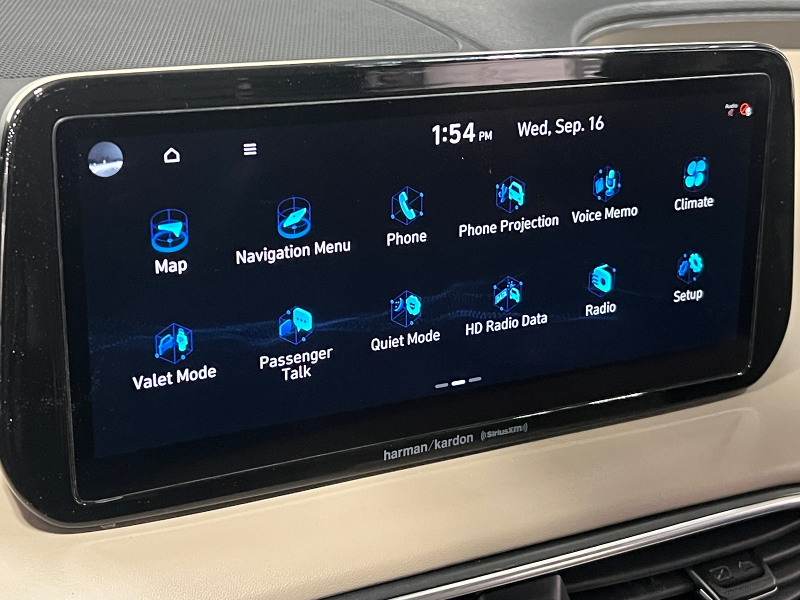 Thumbnail: 2021 Hyundai Santa Fe - 3