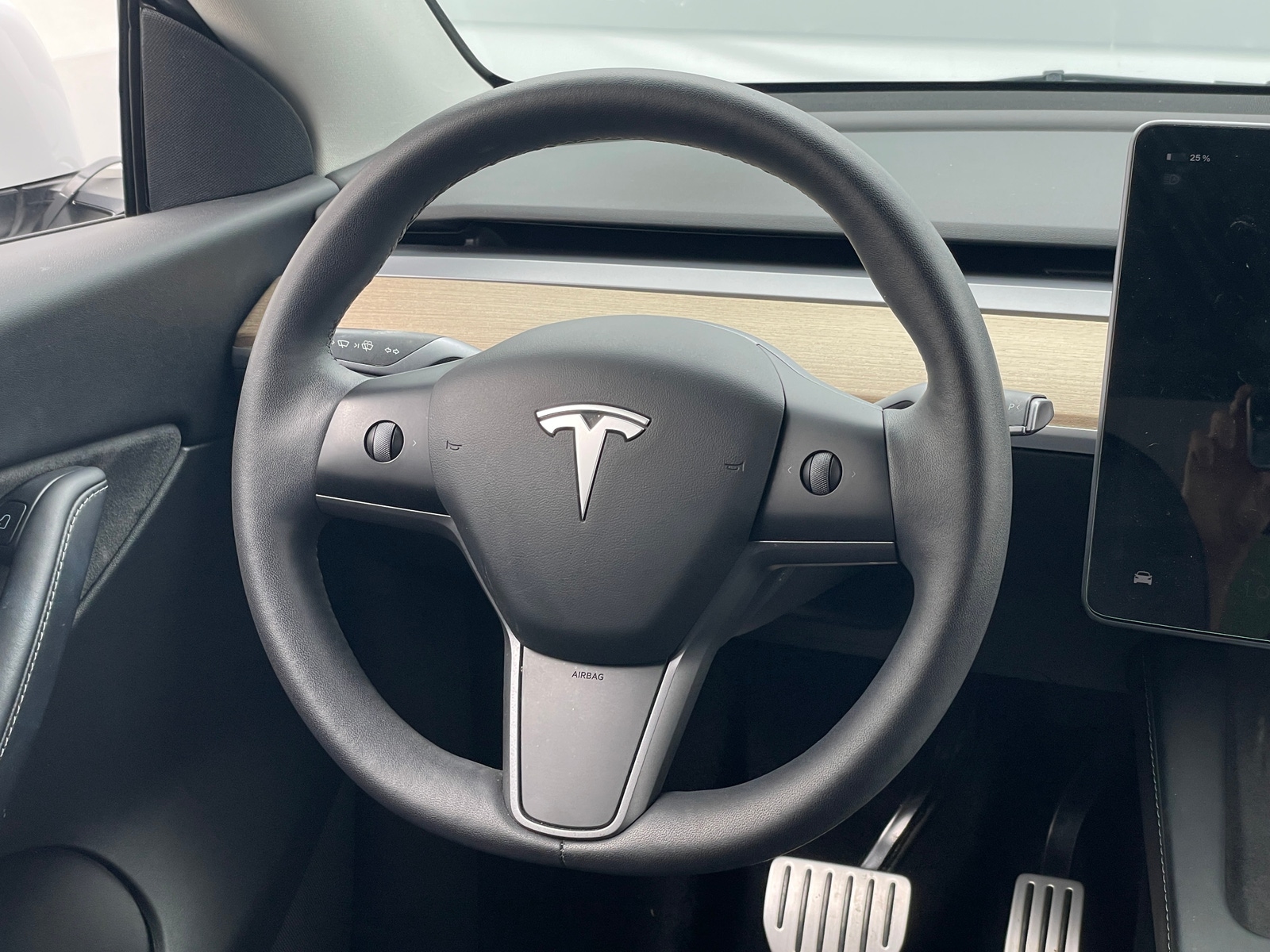 Thumbnail: 2022 Tesla Model Y - 4