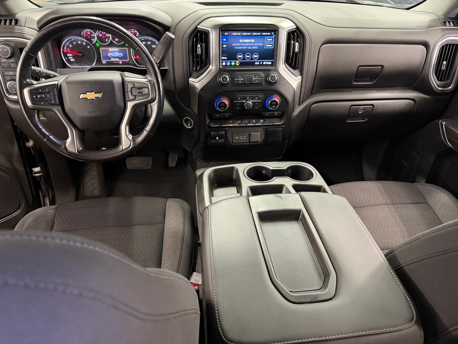 Thumbnail: 2020 Chevrolet Silverado 1500 - 3