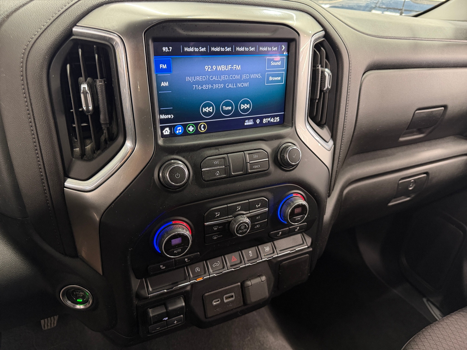 Thumbnail: 2020 Chevrolet Silverado 1500 - 4