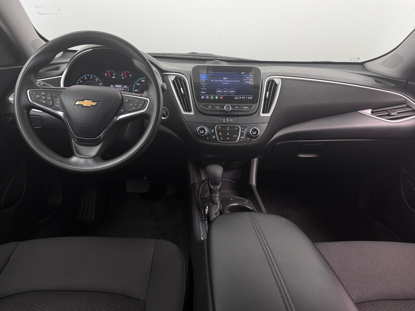 Thumbnail: 2025 Chevrolet Malibu - 3