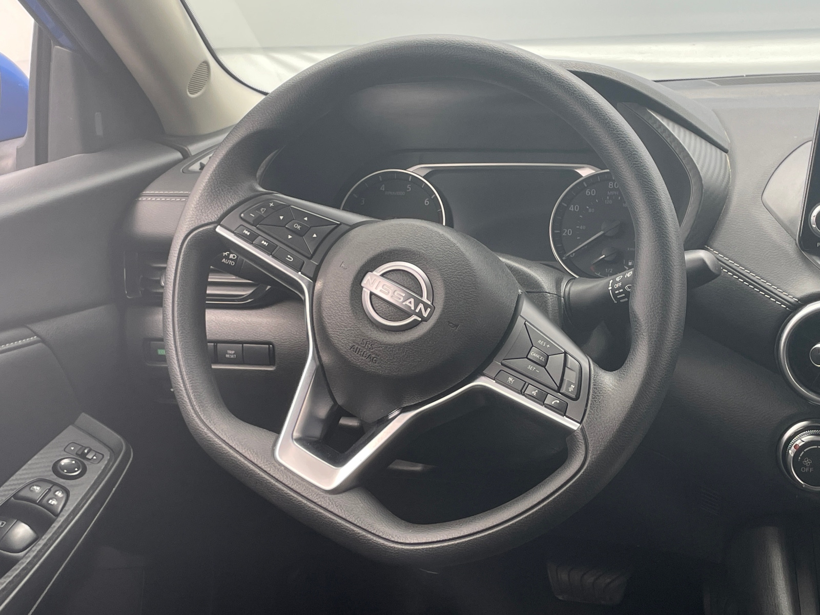 Thumbnail: 2025 Nissan Sentra - 5