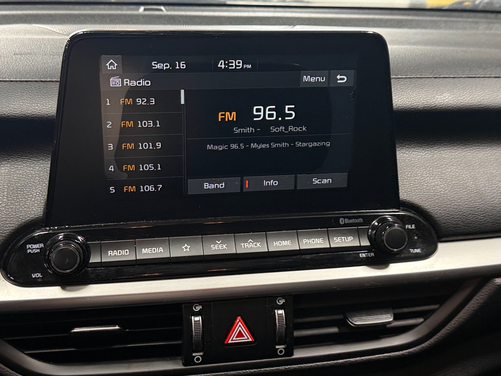 Thumbnail: 2019 Kia Forte - 4