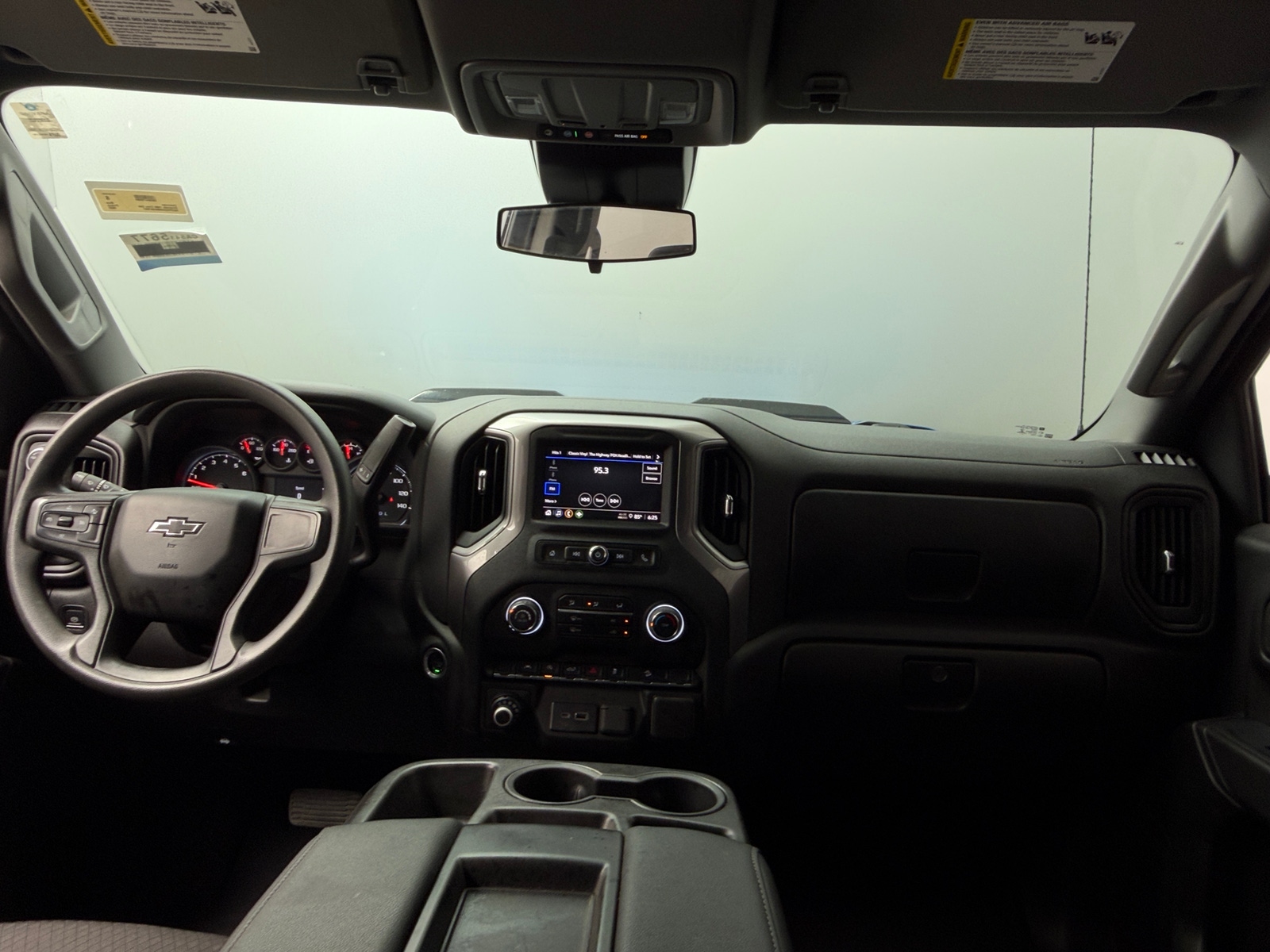 Thumbnail: 2022 Chevrolet Silverado 1500 - 3