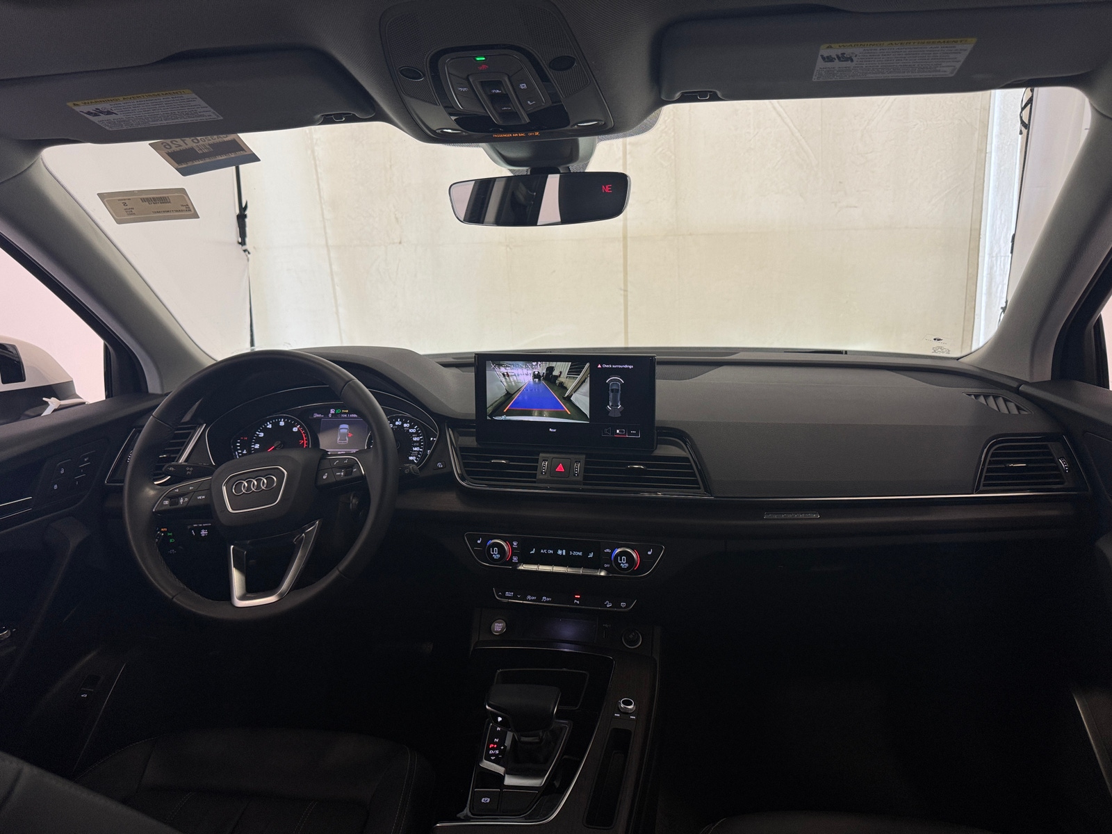Thumbnail: 2022 Audi Q5 - 3