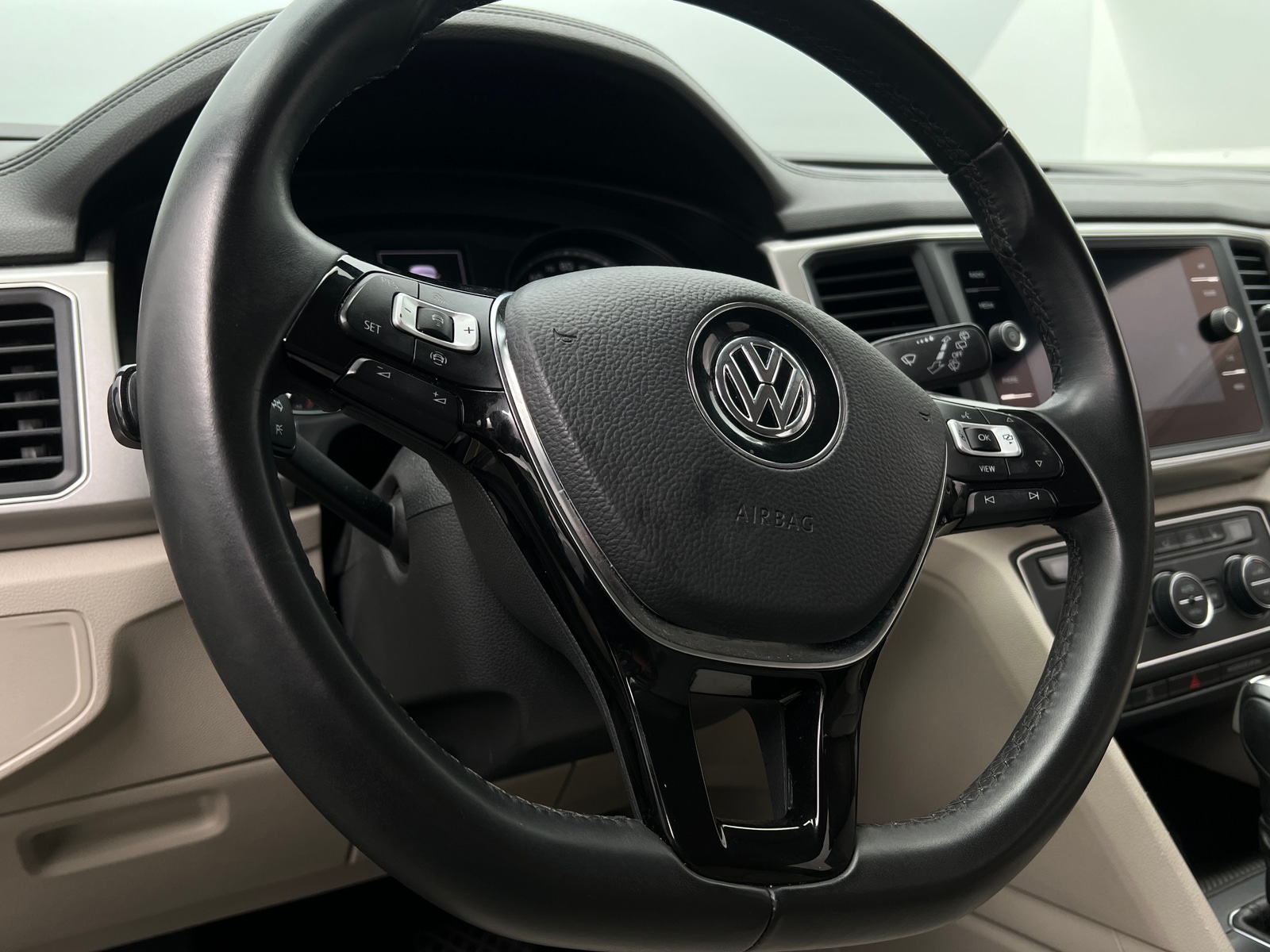 Thumbnail: 2019 Volkswagen Atlas - 5