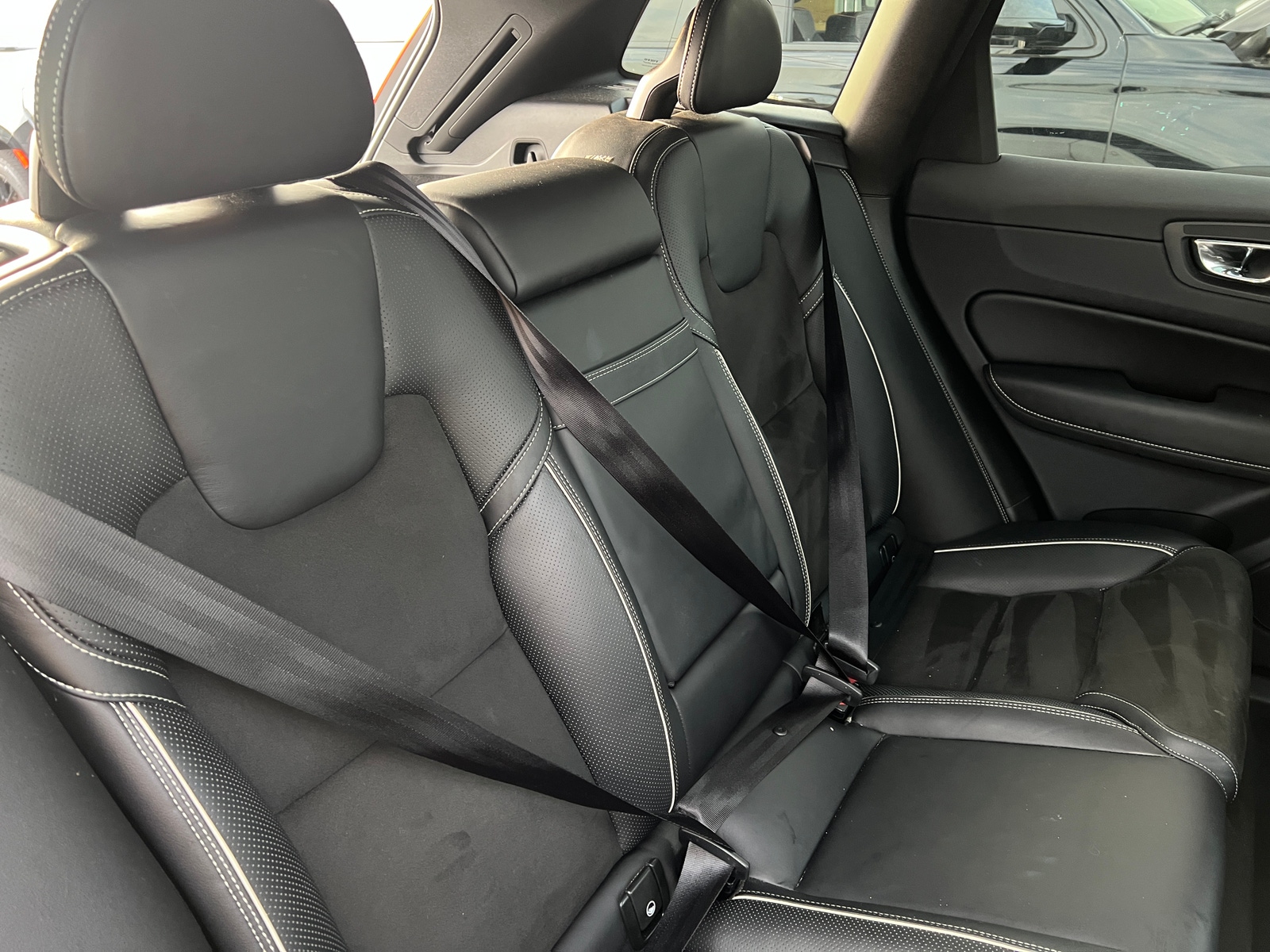 Thumbnail: 2019 Volvo XC60 - 5