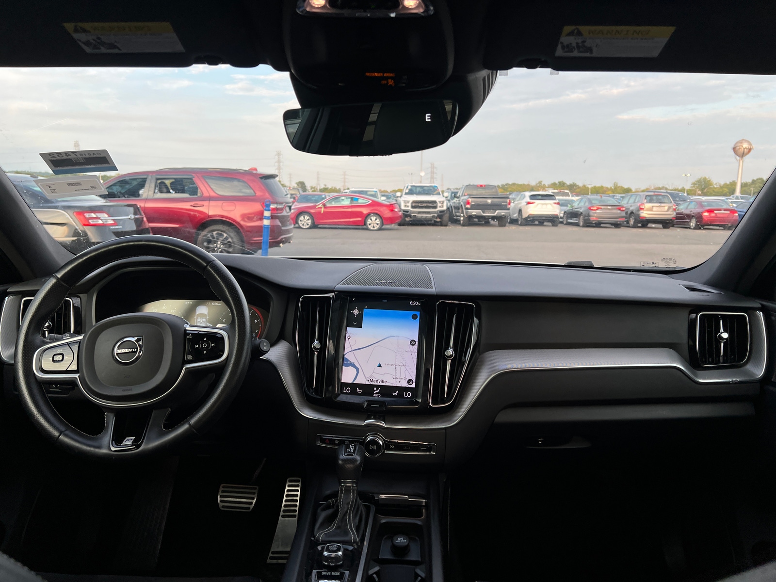 Thumbnail: 2019 Volvo XC60 - 2