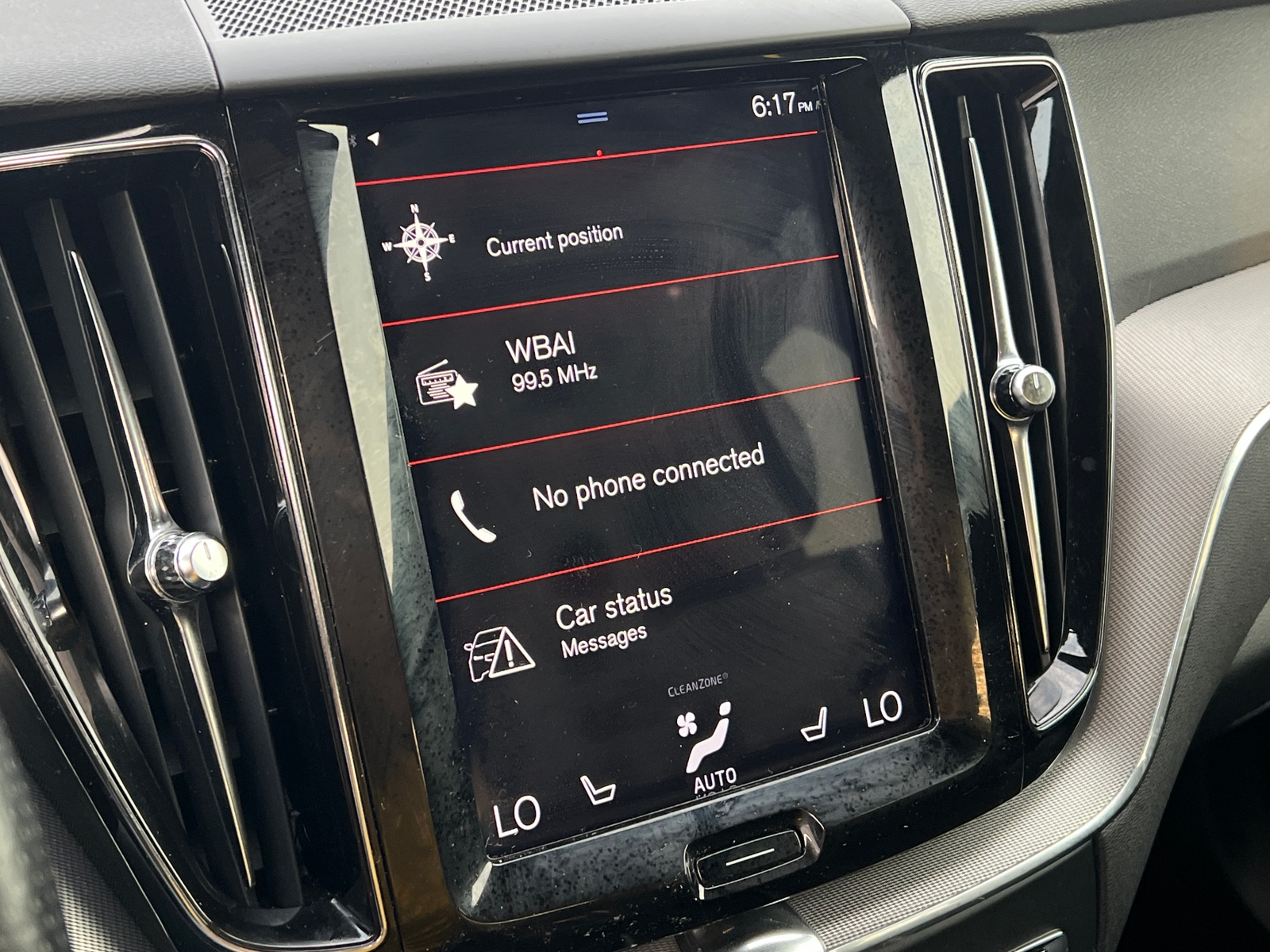 Thumbnail: 2019 Volvo XC60 - 3