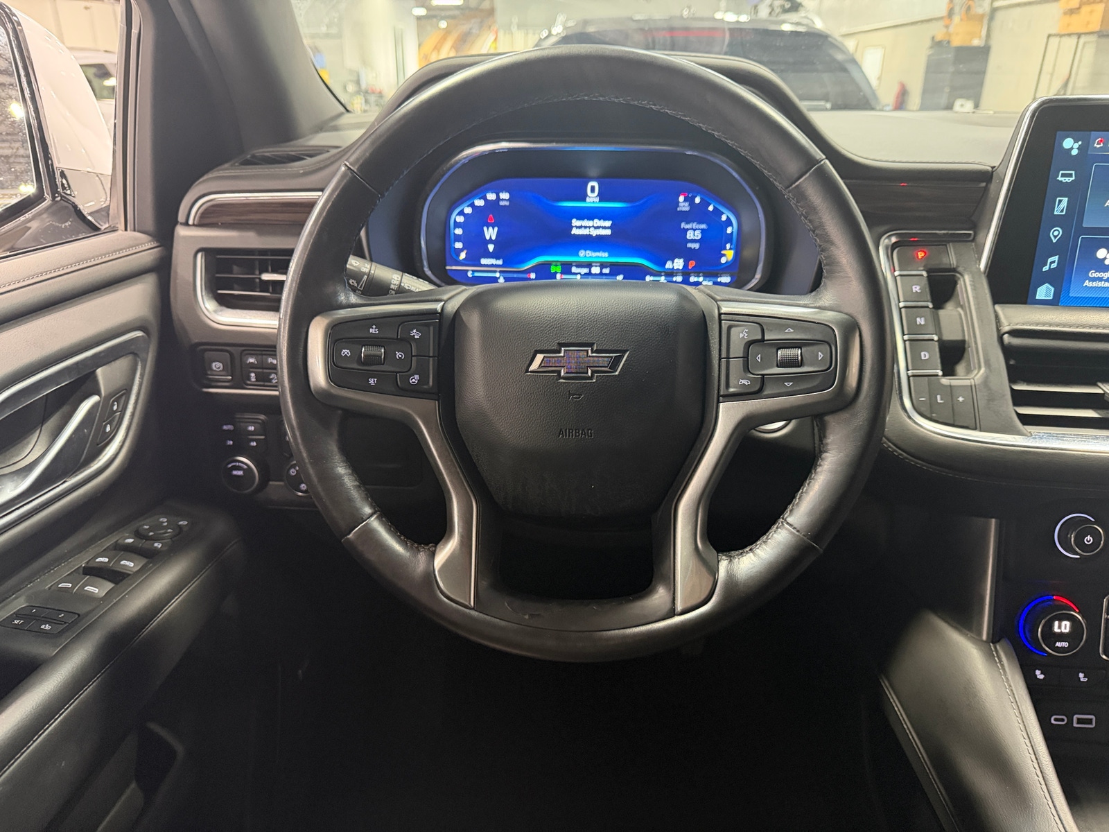 Thumbnail: 2022 Chevrolet Tahoe - 4
