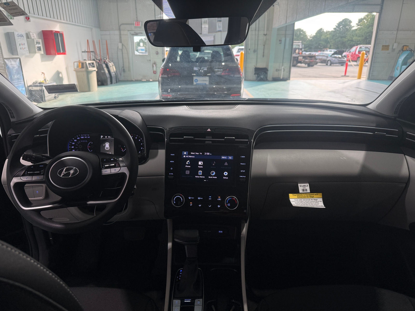 Thumbnail: 2024 Hyundai Tucson - 3