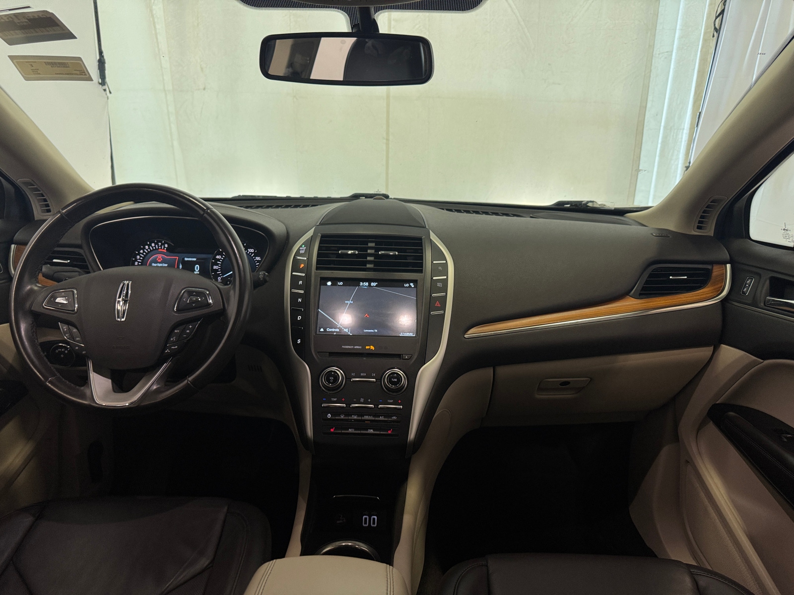 Thumbnail: 2017 Lincoln MKC - 2