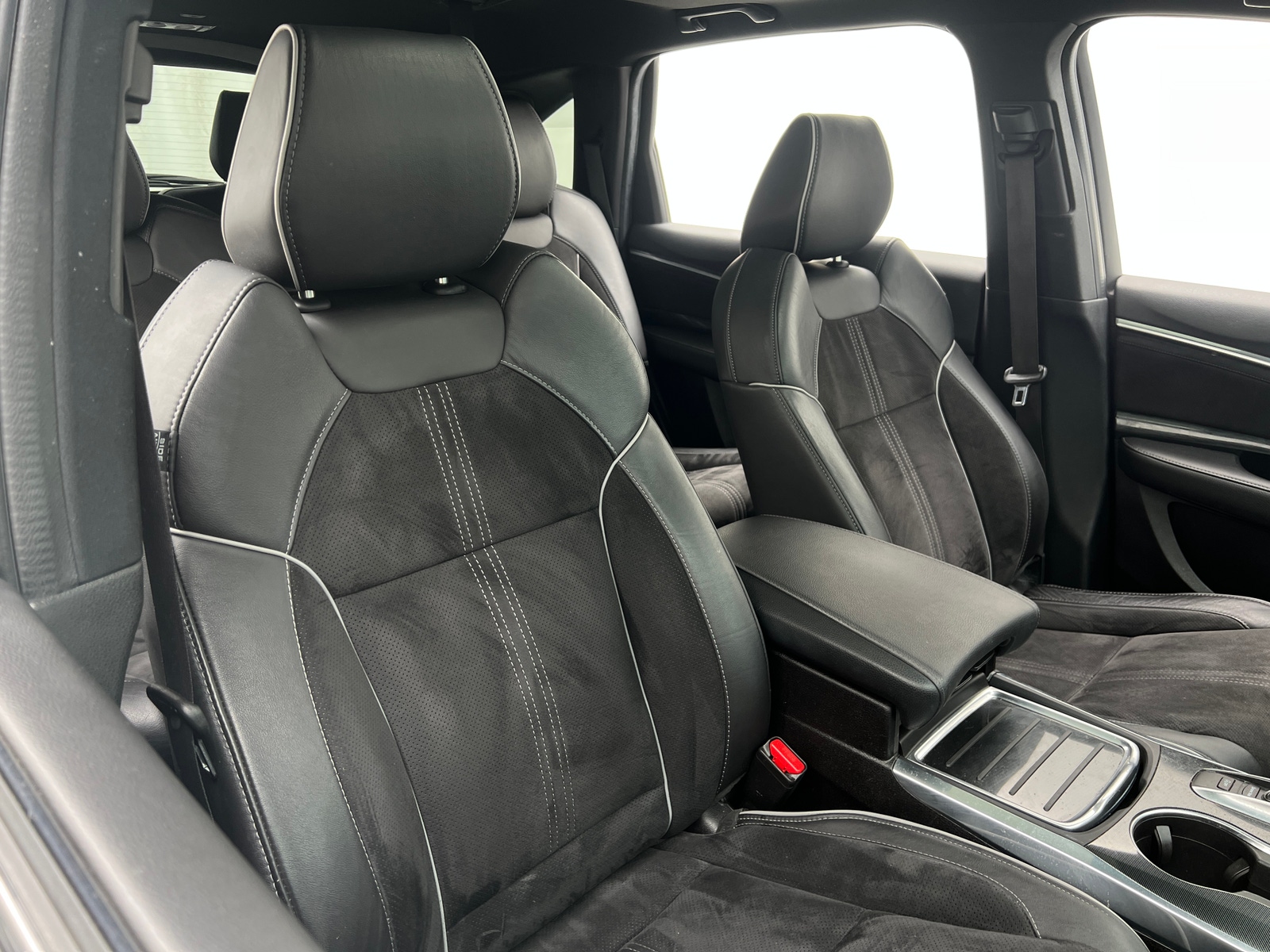 Thumbnail: 2019 Acura MDX - 2