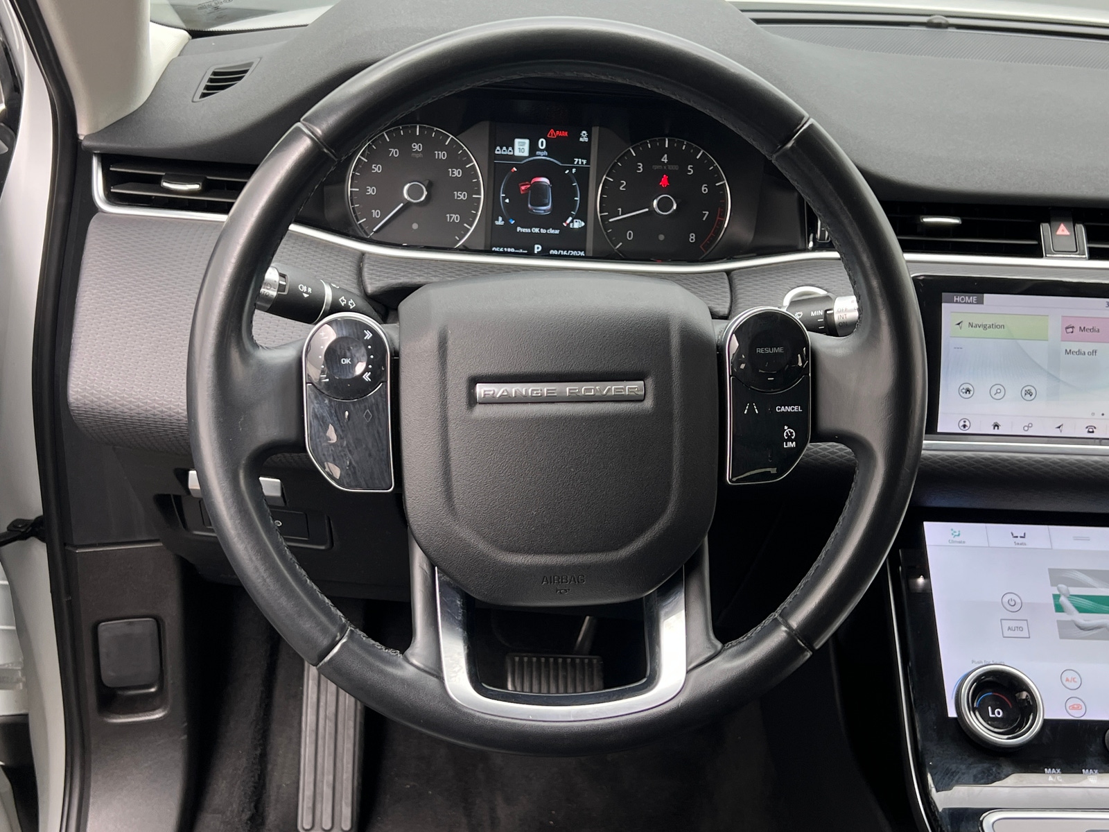 Thumbnail: 2020 Land Rover Range Rover Evoque - 4