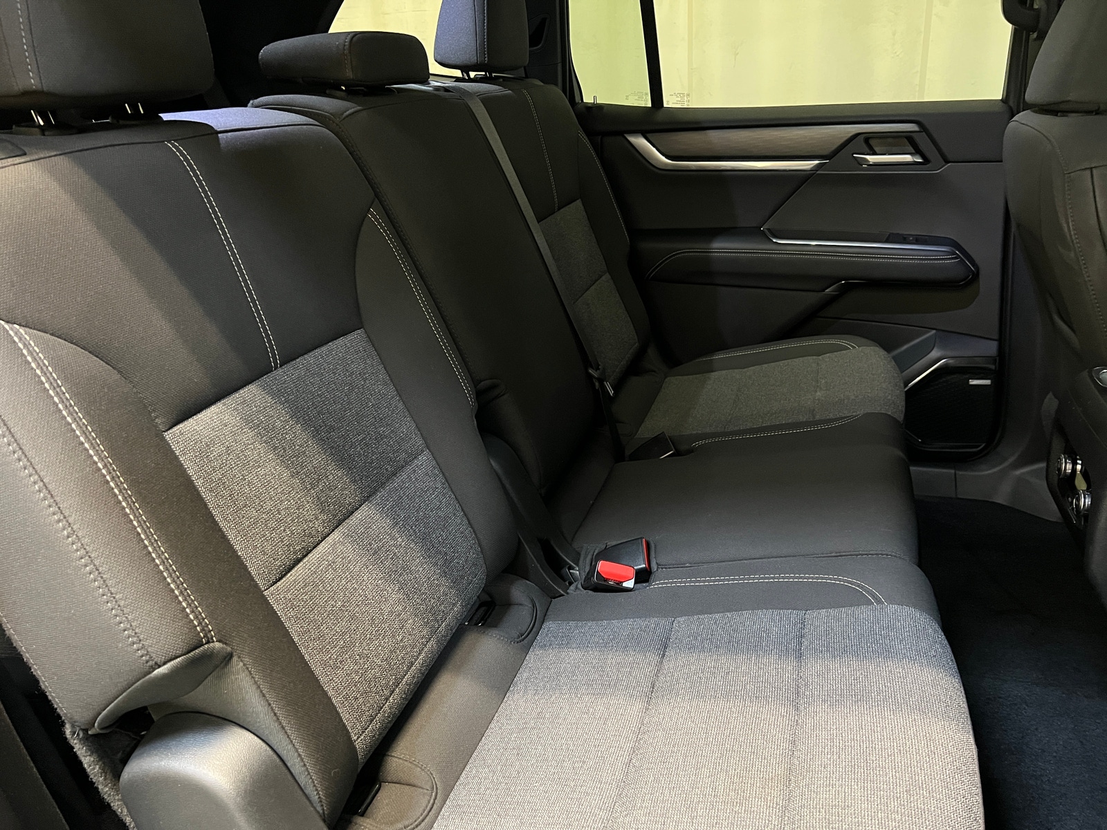 Thumbnail: 2026 GMC Acadia - 6