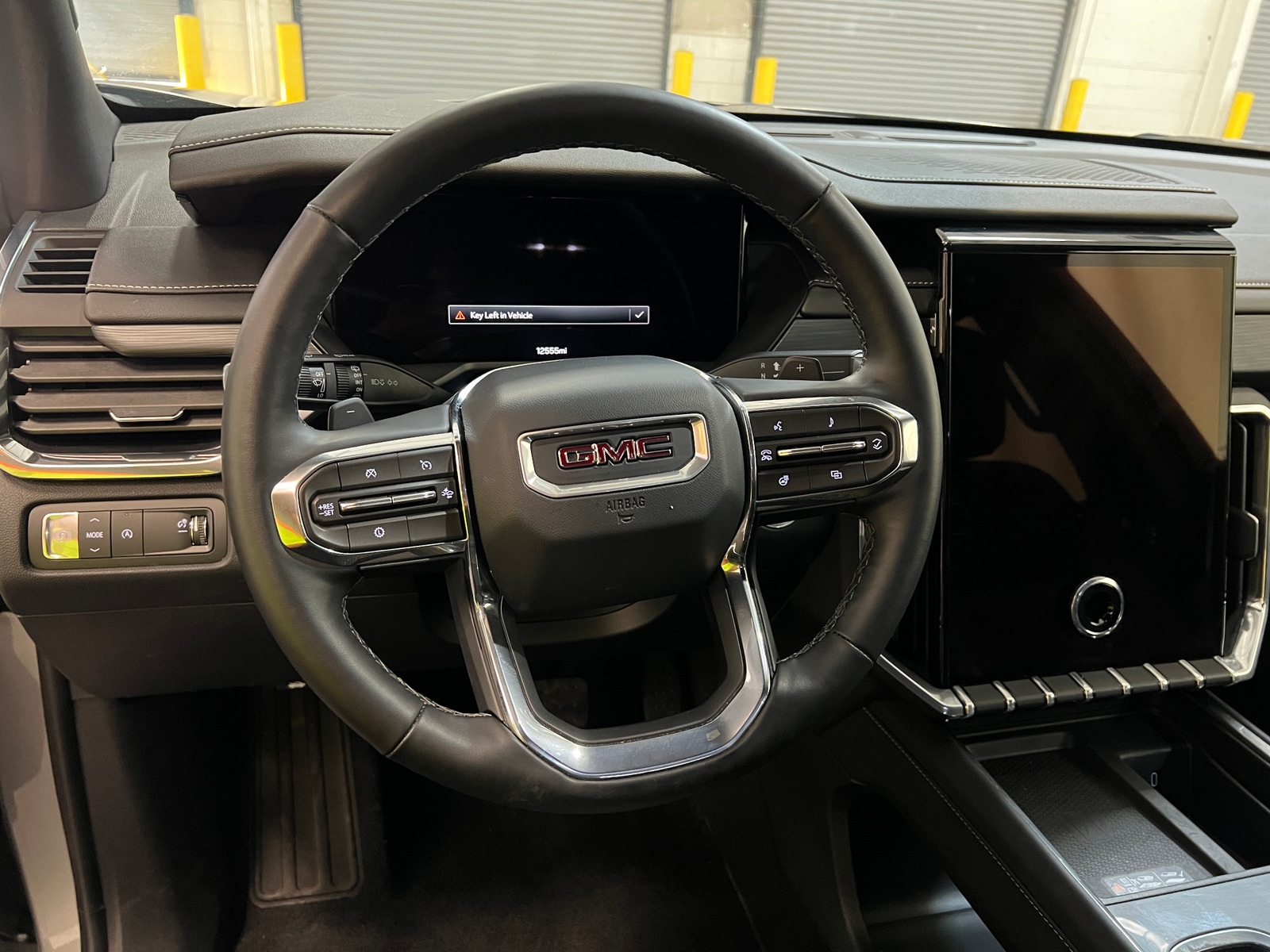 Thumbnail: 2026 GMC Acadia - 5