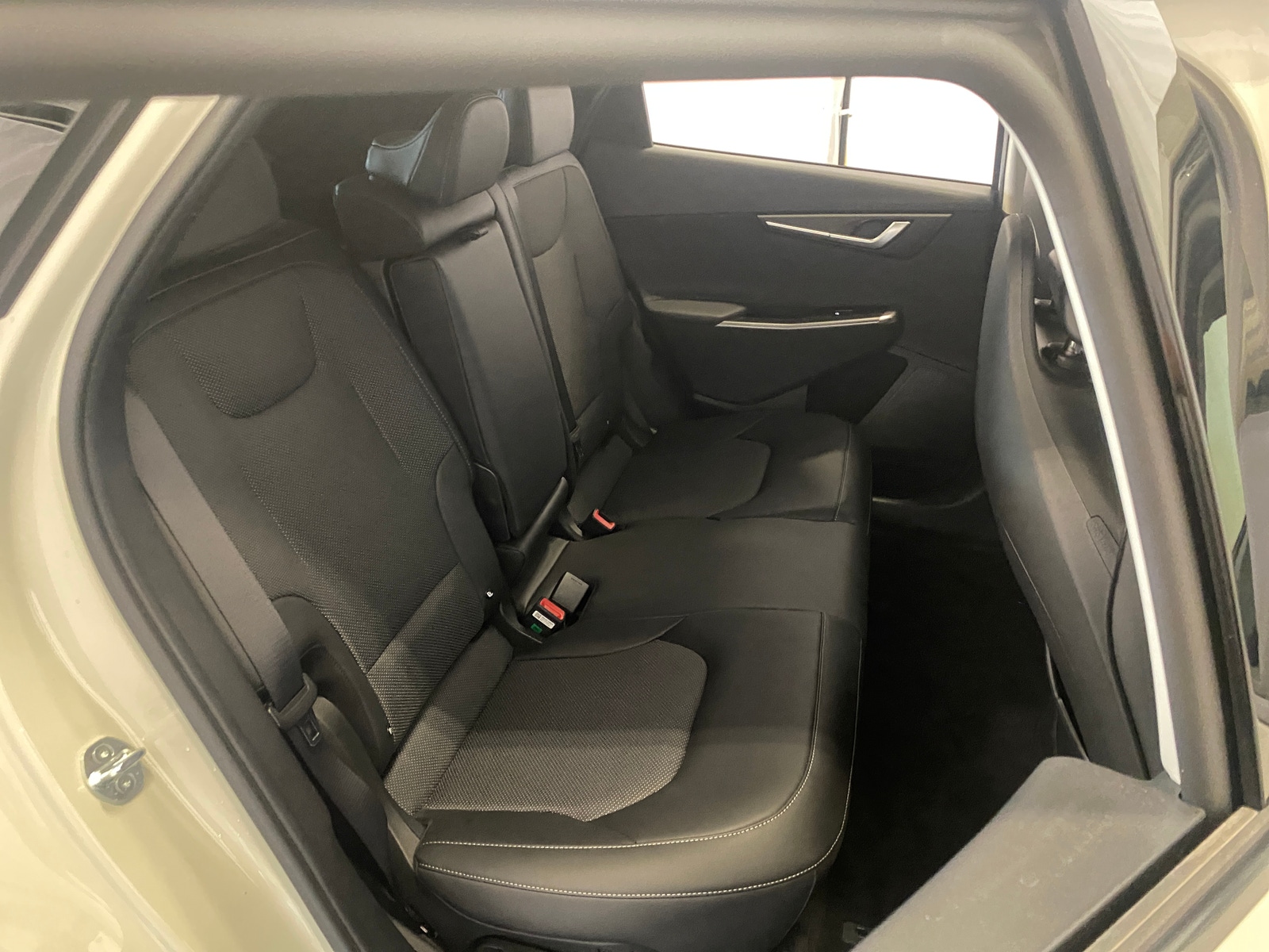 Thumbnail: 2024 Kia EV6 - 5