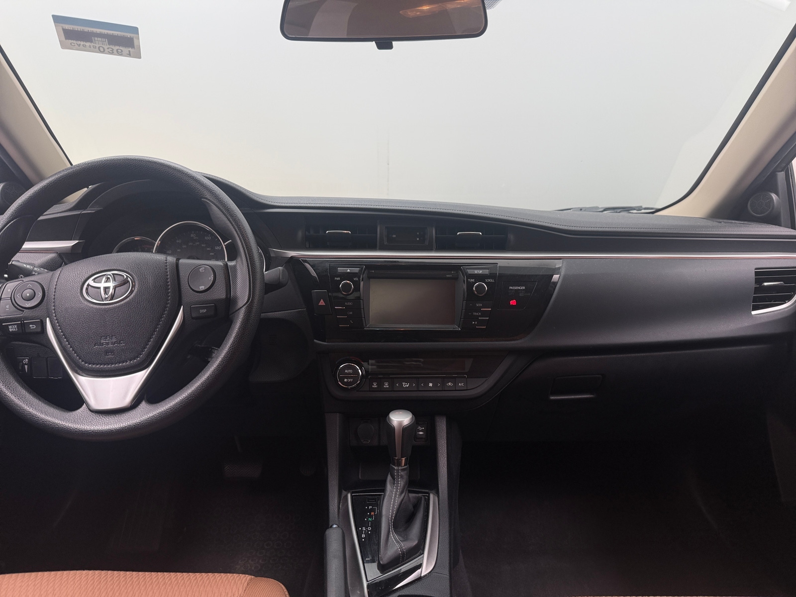 Thumbnail: 2016 Toyota Corolla - 3