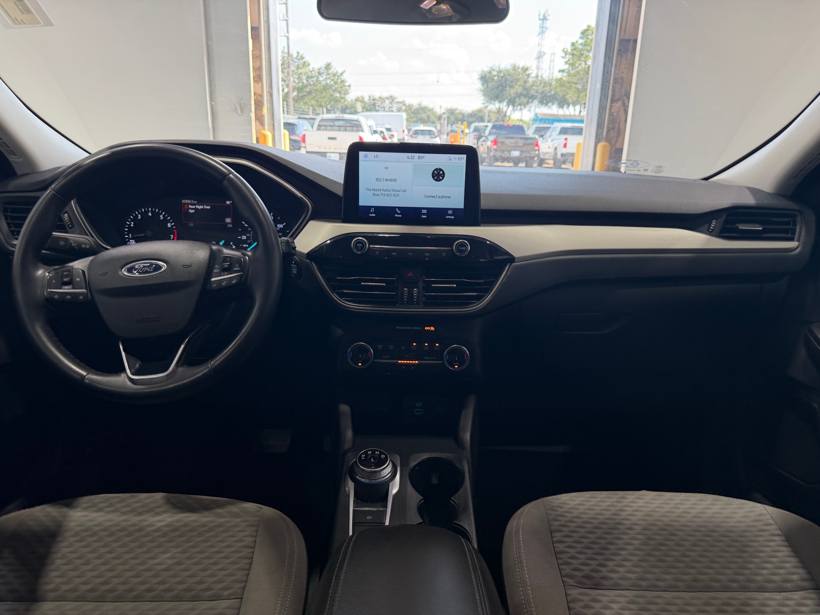 Thumbnail: 2022 Ford Escape - 3