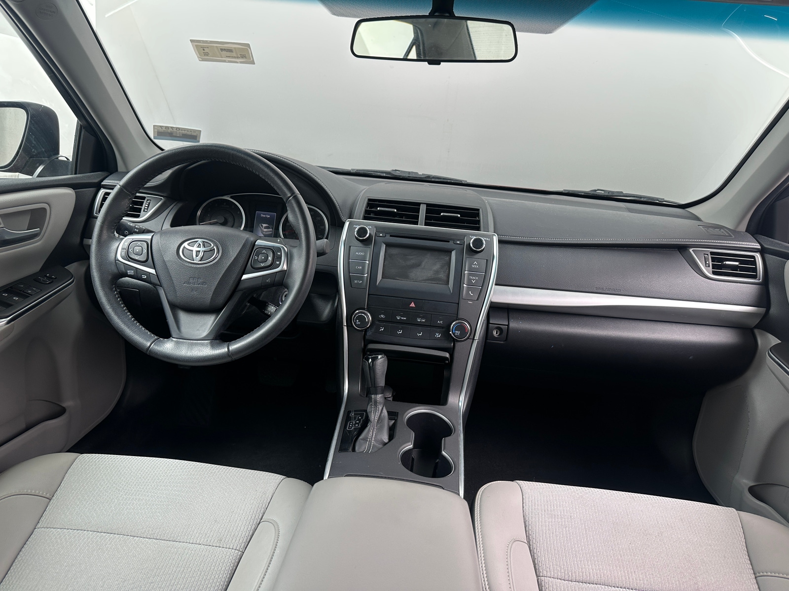 Thumbnail: 2016 Toyota Camry - 3