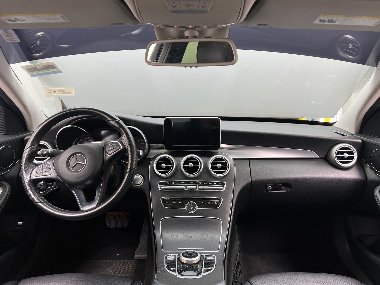 Thumbnail: 2017 Mercedes-Benz C-Class - 2