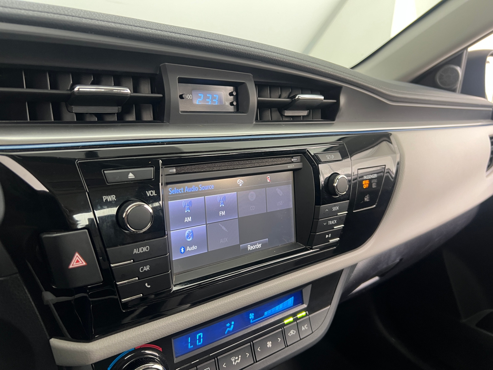 Thumbnail: 2016 Toyota Corolla - 4