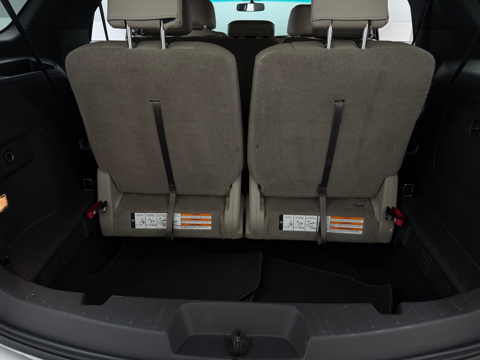 Thumbnail: 2015 Ford Explorer - 6