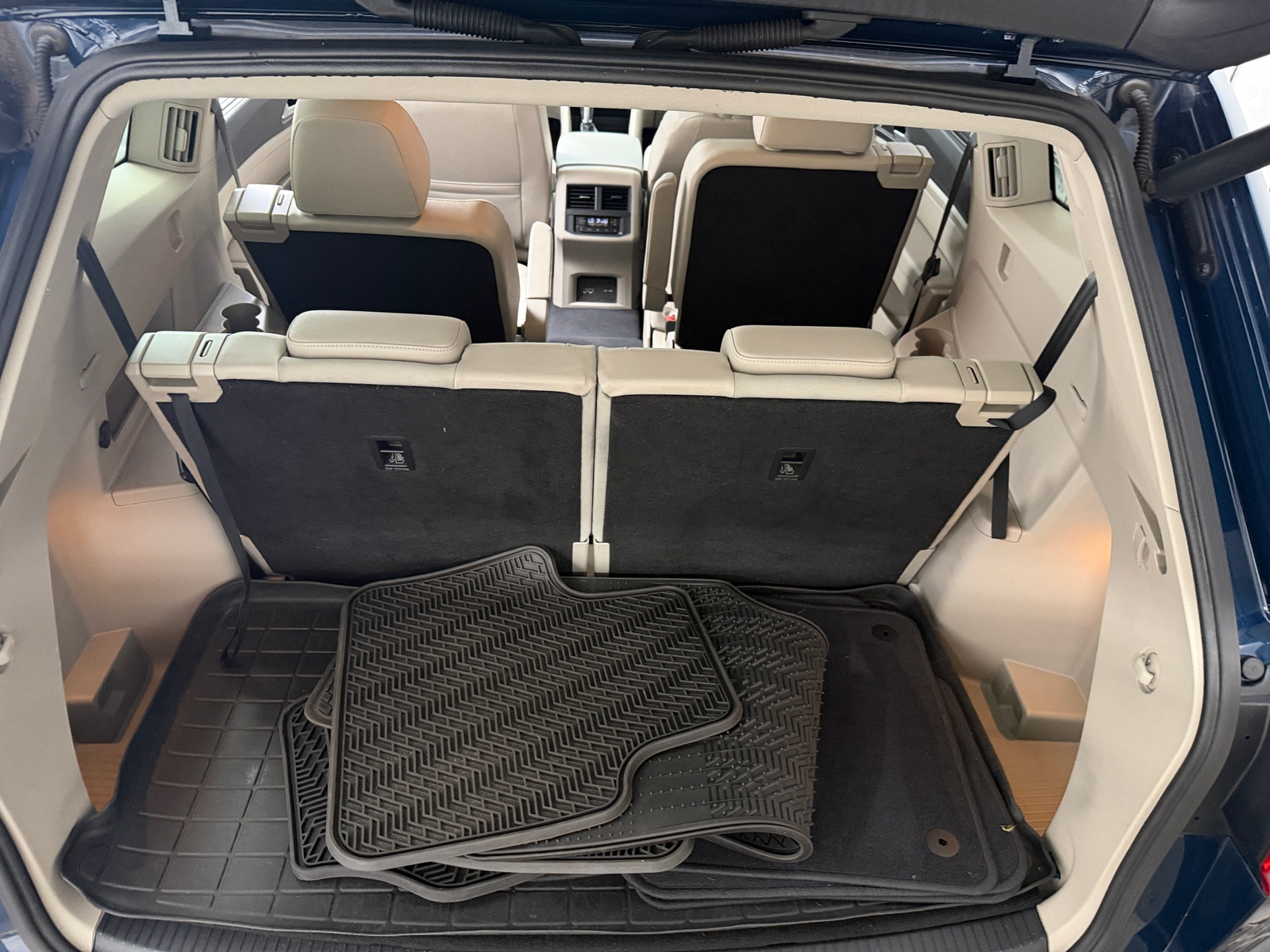 Thumbnail: 2019 Volkswagen Atlas - 6