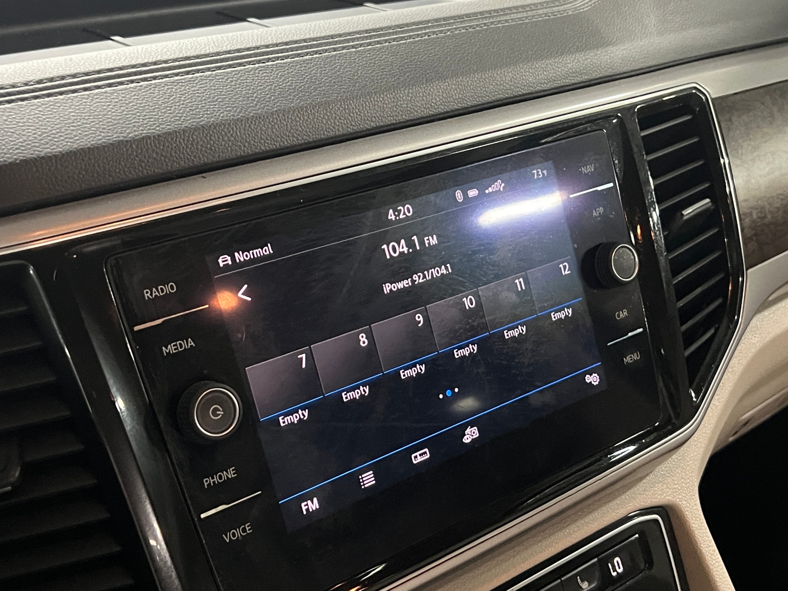 Thumbnail: 2019 Volkswagen Atlas - 3
