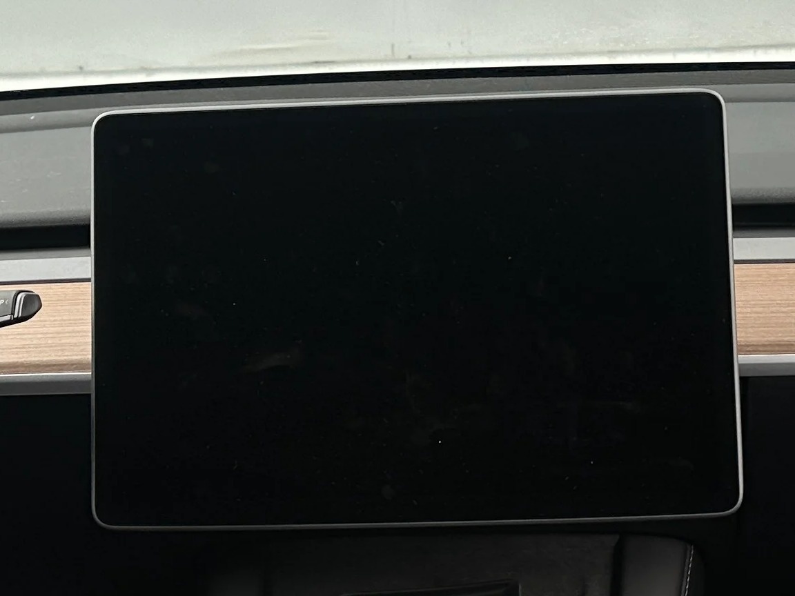 Thumbnail: 2025 Tesla Model Y - 3