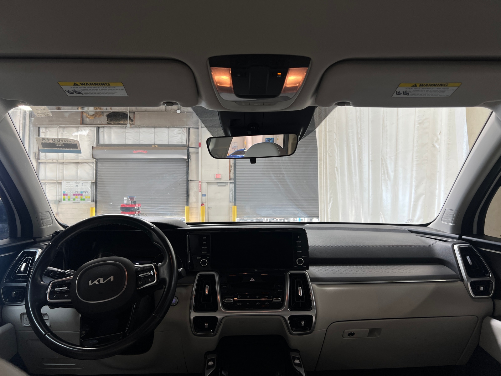 Thumbnail: 2022 Kia Sorento - 2