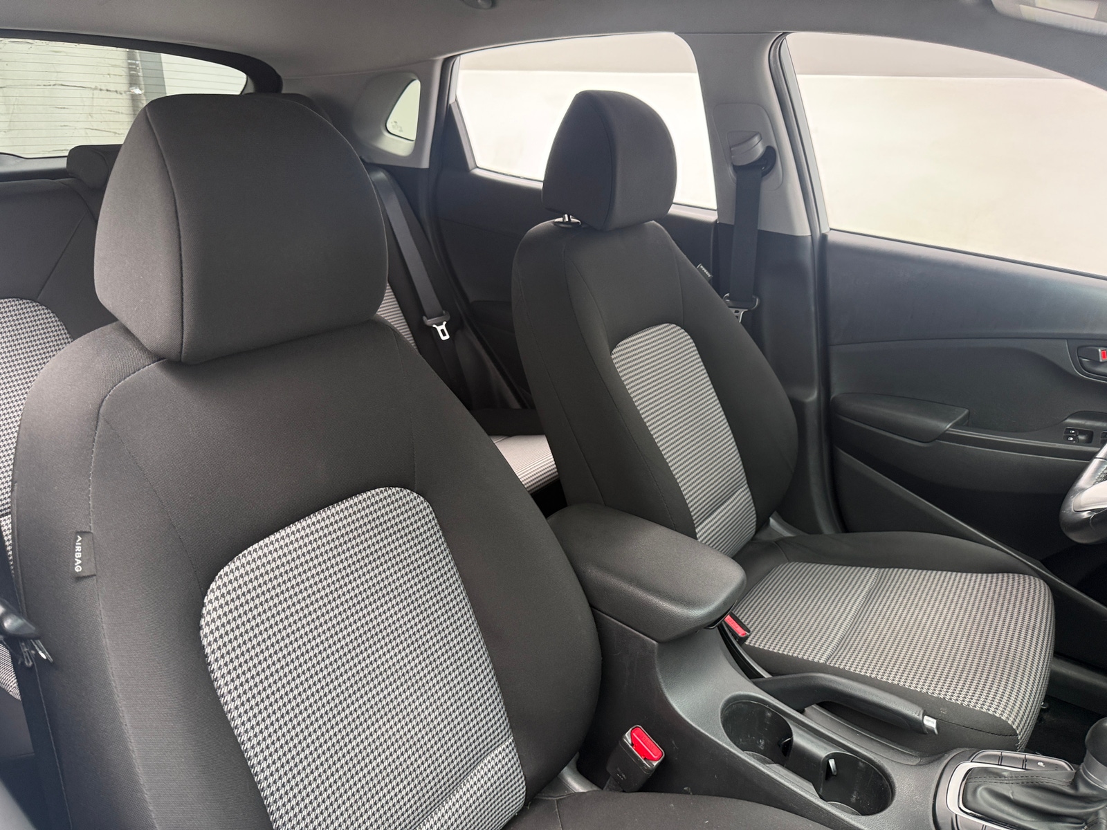 Thumbnail: 2020 Hyundai Kona - 2