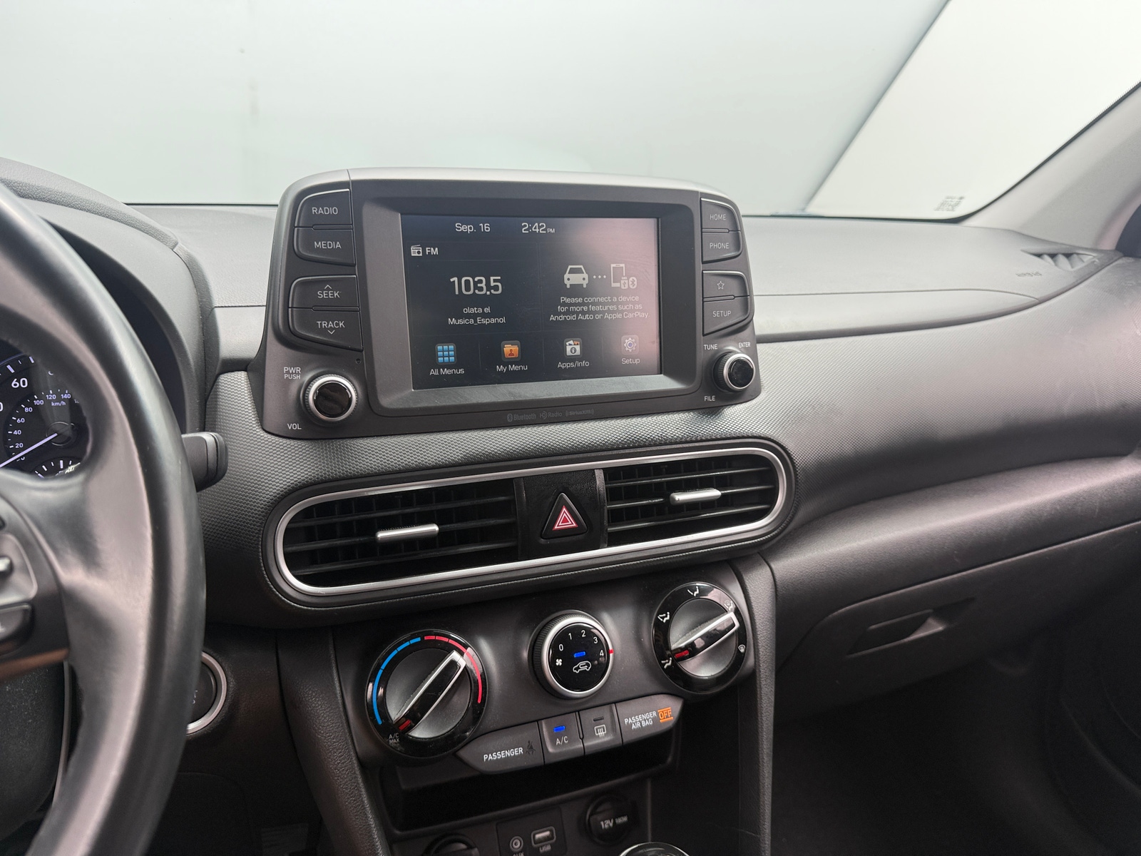 Thumbnail: 2020 Hyundai Kona - 4