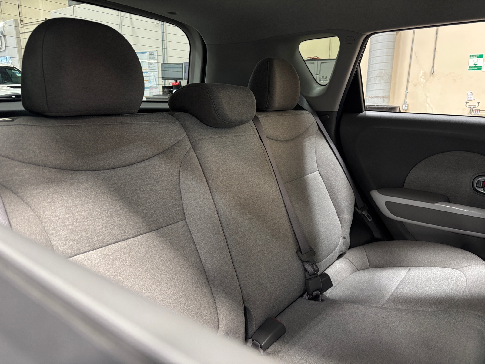 Thumbnail: 2016 Kia Soul EV - 6