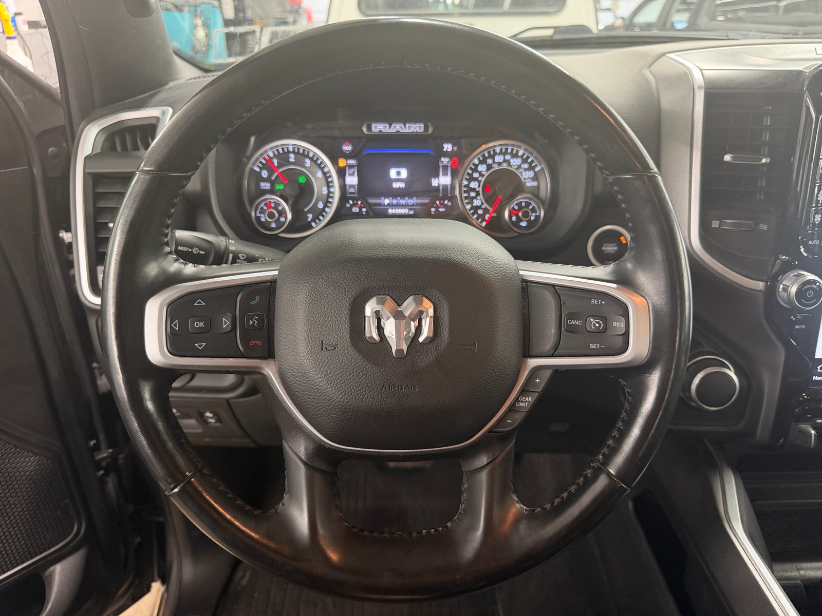 Thumbnail: 2022 RAM 1500 - 5