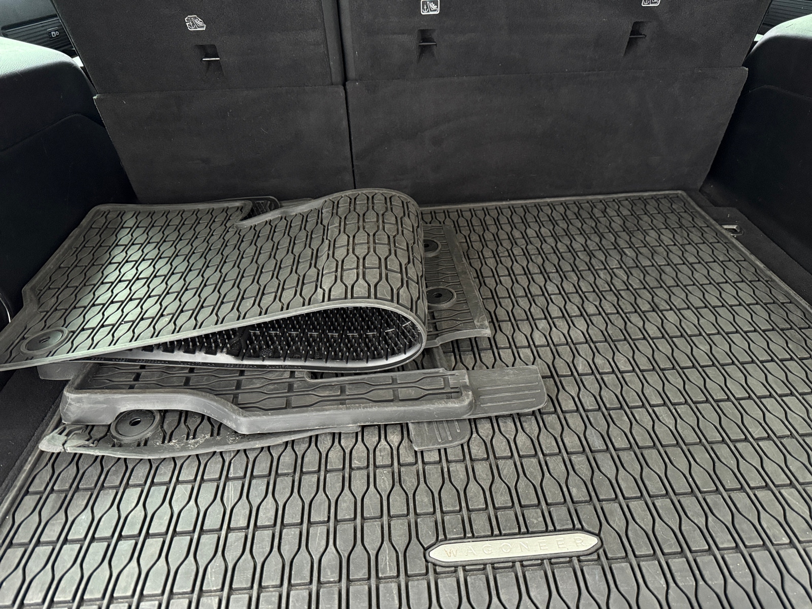 Thumbnail: 2024 Jeep Wagoneer - 6