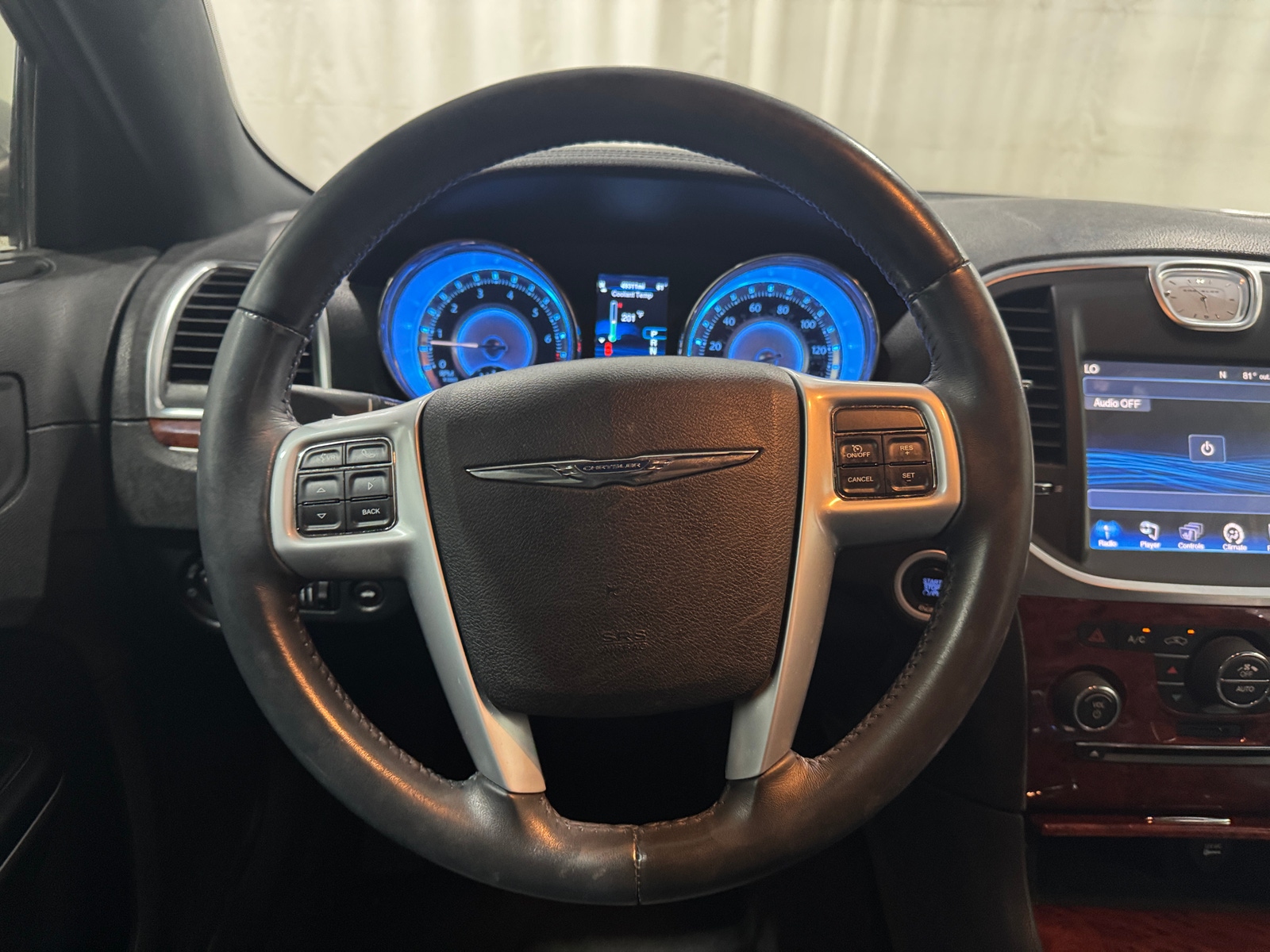 Thumbnail: 2014 Chrysler 300 - 4