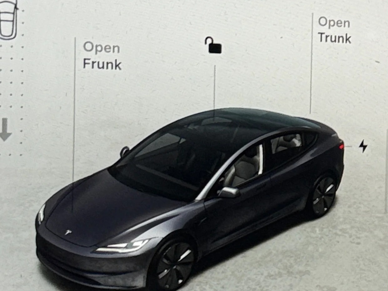 Thumbnail: 2025 Tesla Model 3 - 3