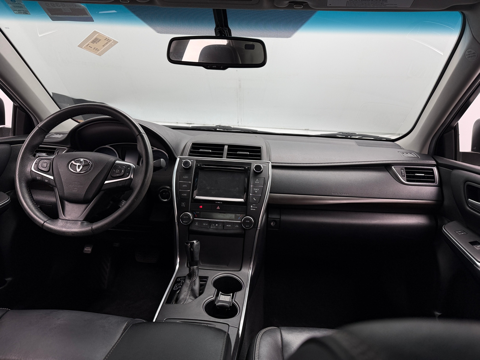 Thumbnail: 2017 Toyota Camry - 3