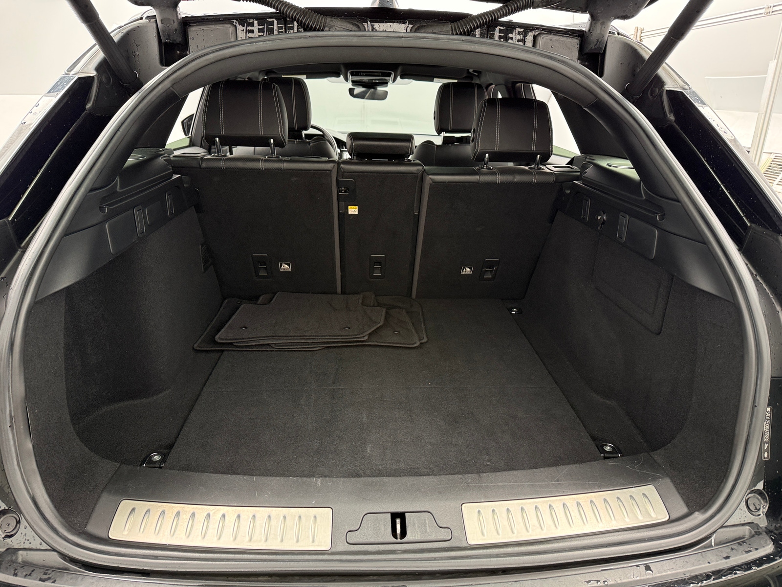 Thumbnail: 2019 Land Rover Range Rover Velar - 7