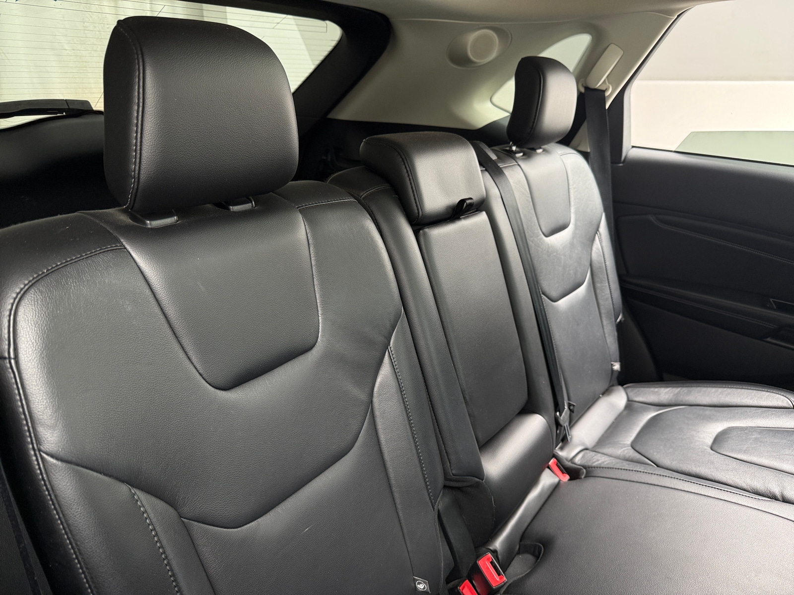 Thumbnail: 2019 Ford Edge - 5
