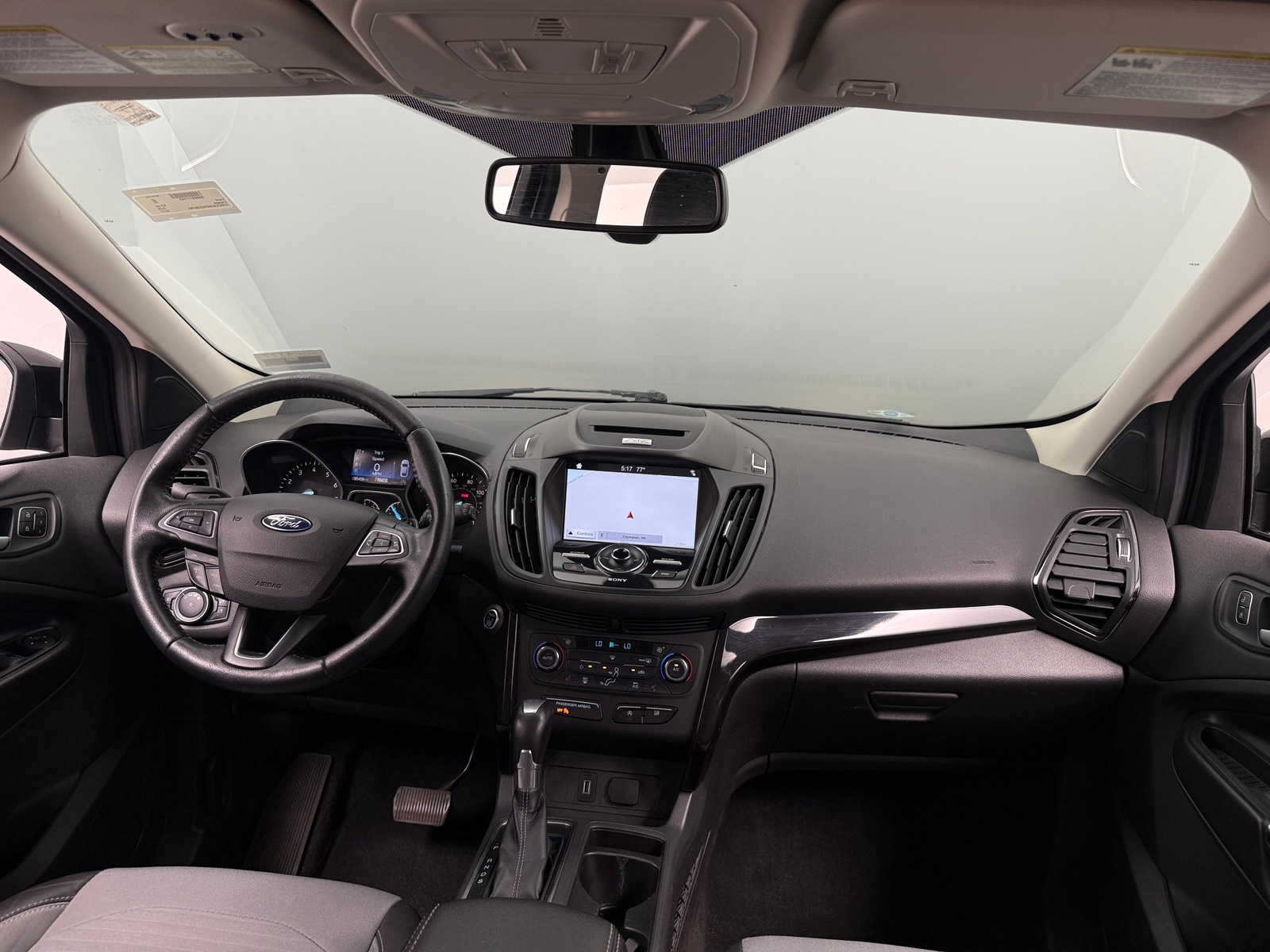 Thumbnail: 2017 Ford Escape - 3