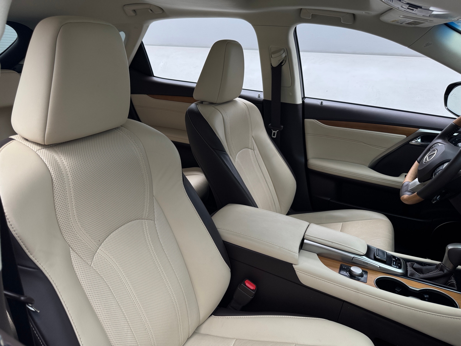 Thumbnail: 2018 Lexus RX - 2